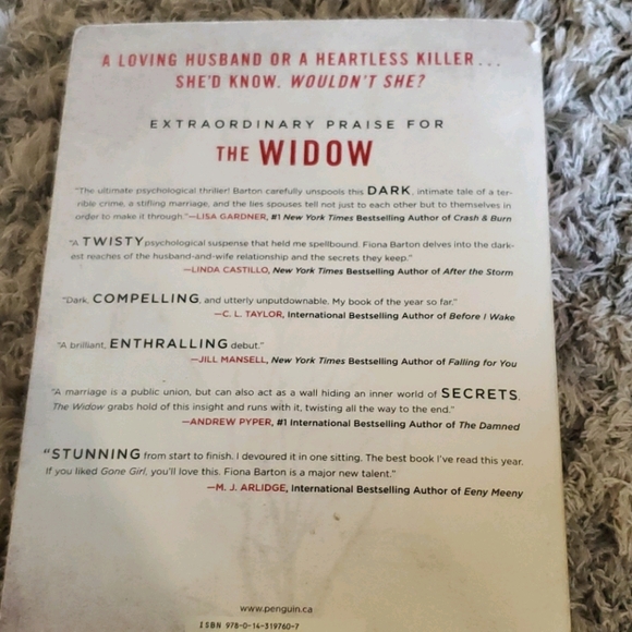 📚 THE WIDOW 📚 - Picture 2 of 2